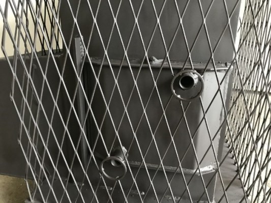 bannaja-pech-setka-4-storoni-20-25-kubov-s-duhovkoj-so-steklom-s-teploobmennikom1